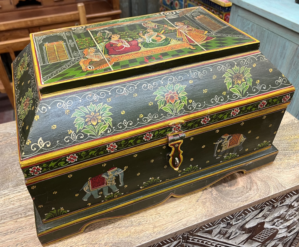 coffret en bois peint