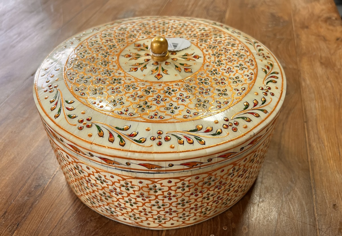 coffret en peint en os