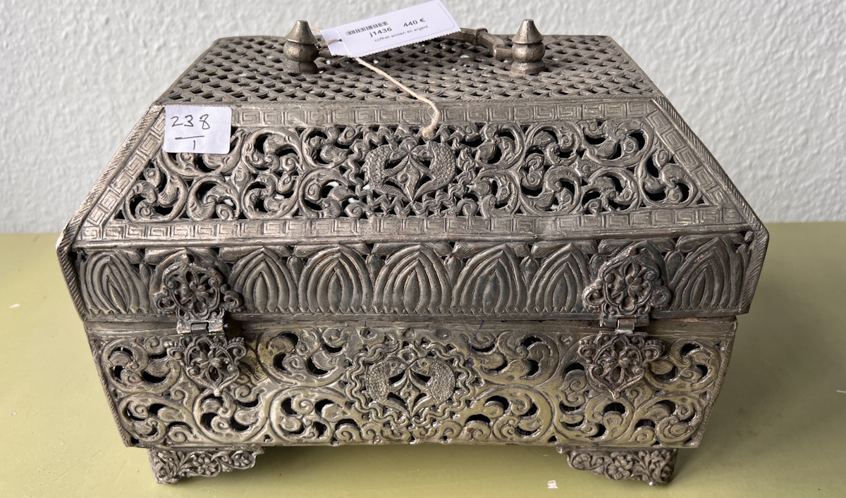 coffret ancien en argent 28 / 18 / 19