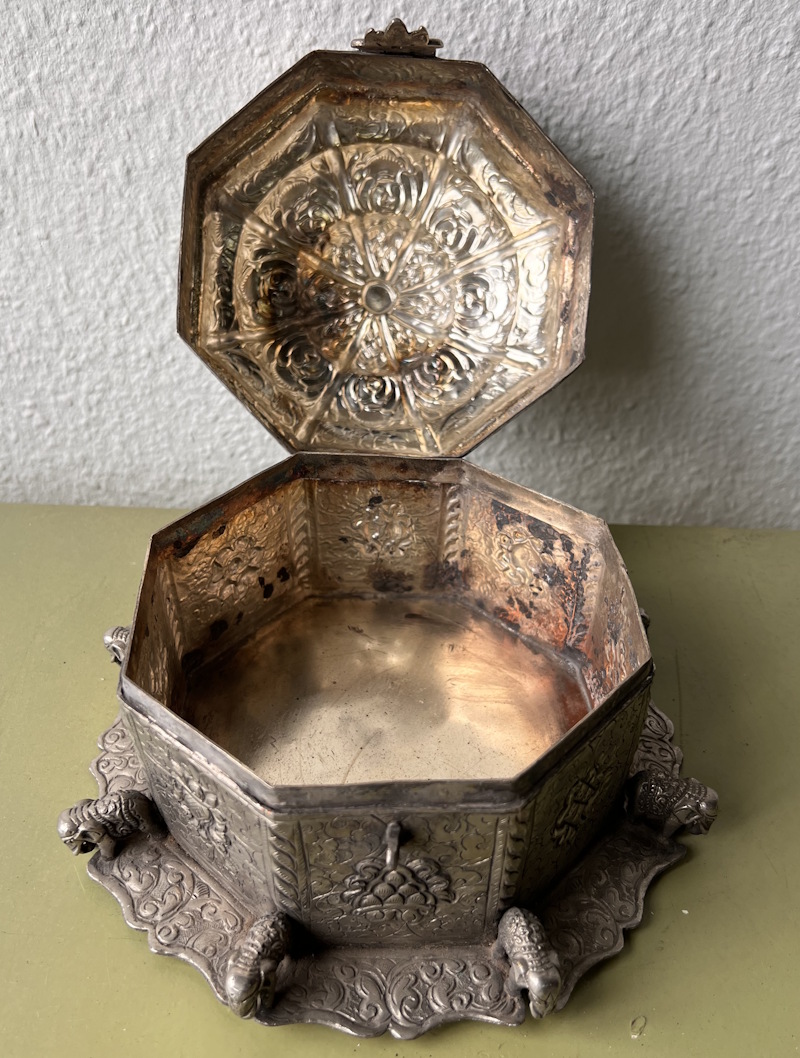coffret ancien en argent (friandises) 20/20/17
