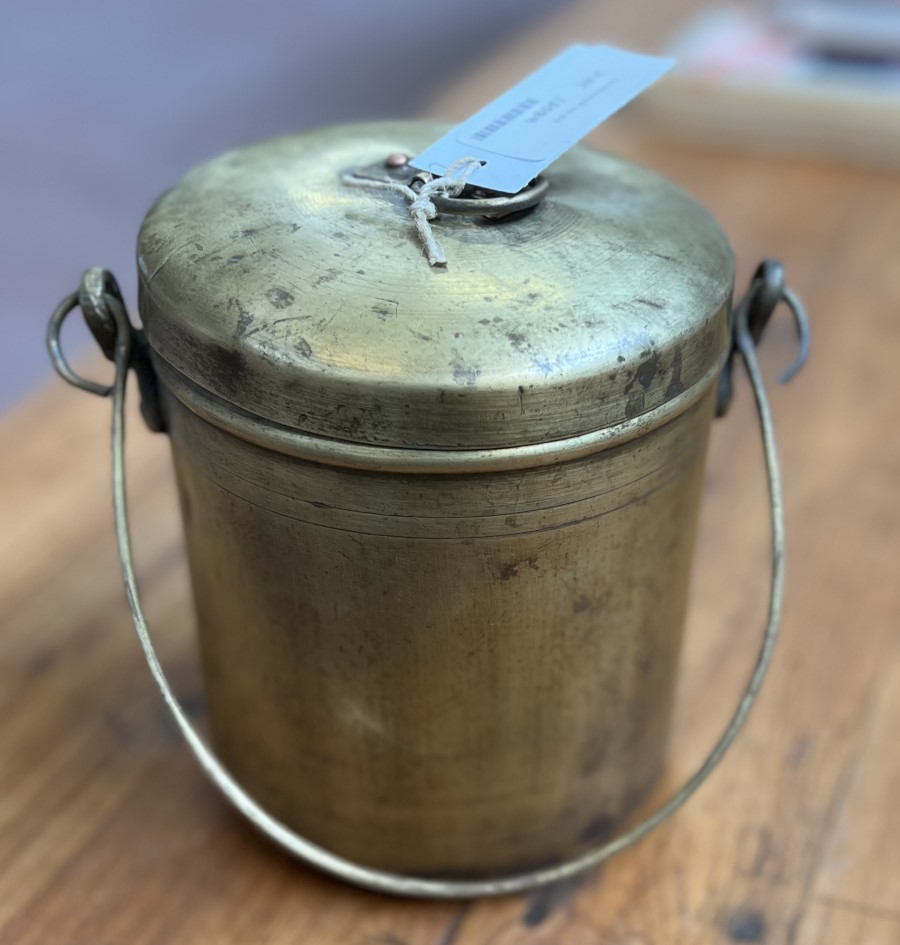 pot lait ancien laiton