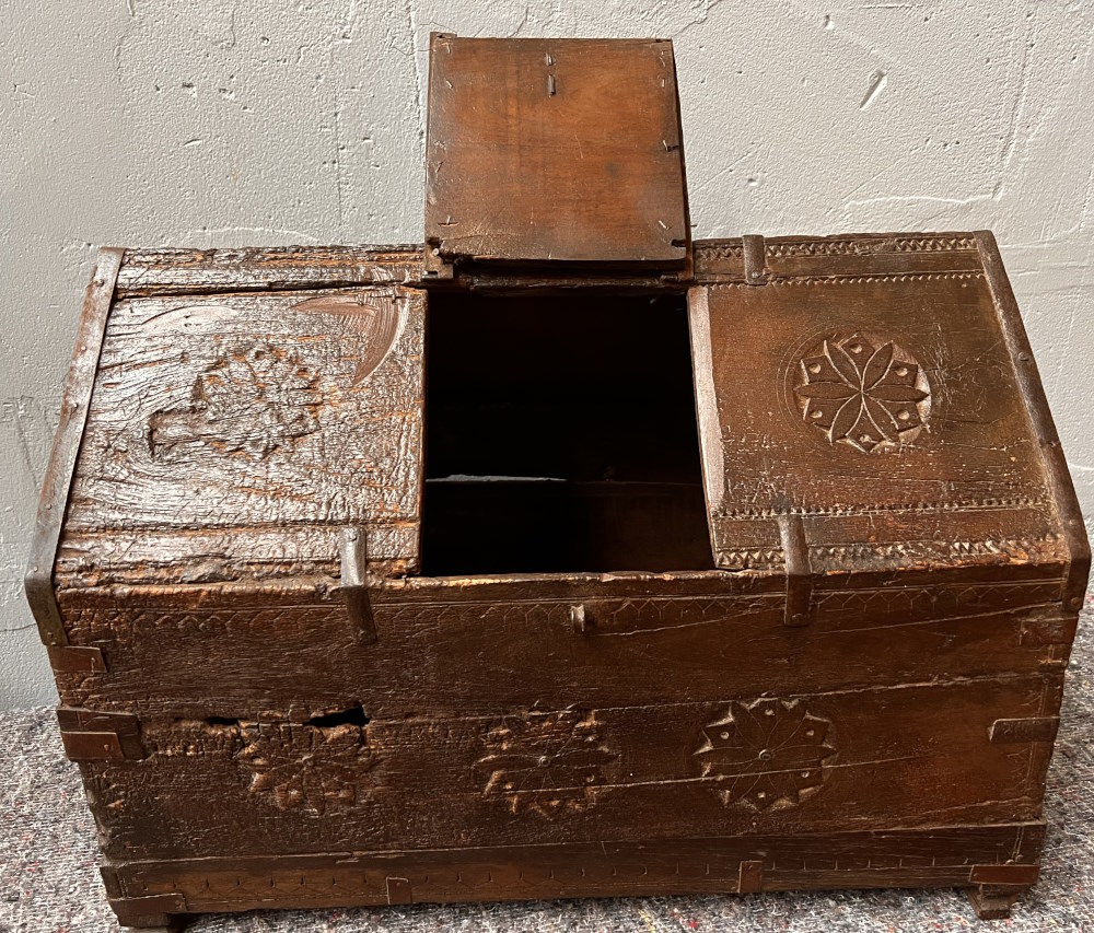 coffret dot ancien Gujarat 58X40