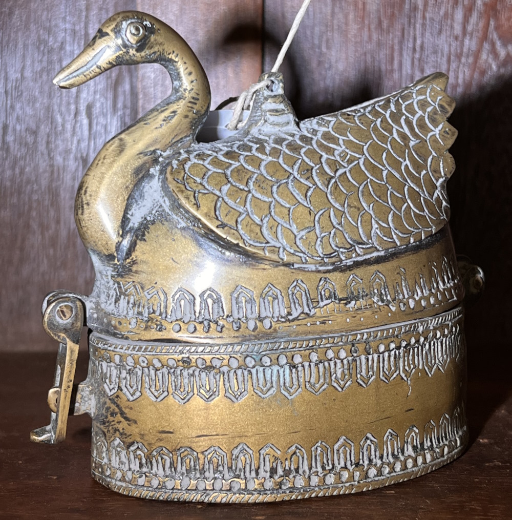 tirelire antique laiton massif cygne