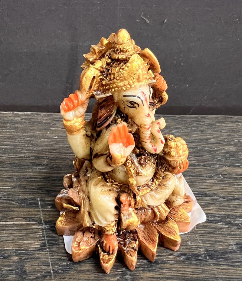 Ganesh sur lotus collection miniature 2X1.75X3