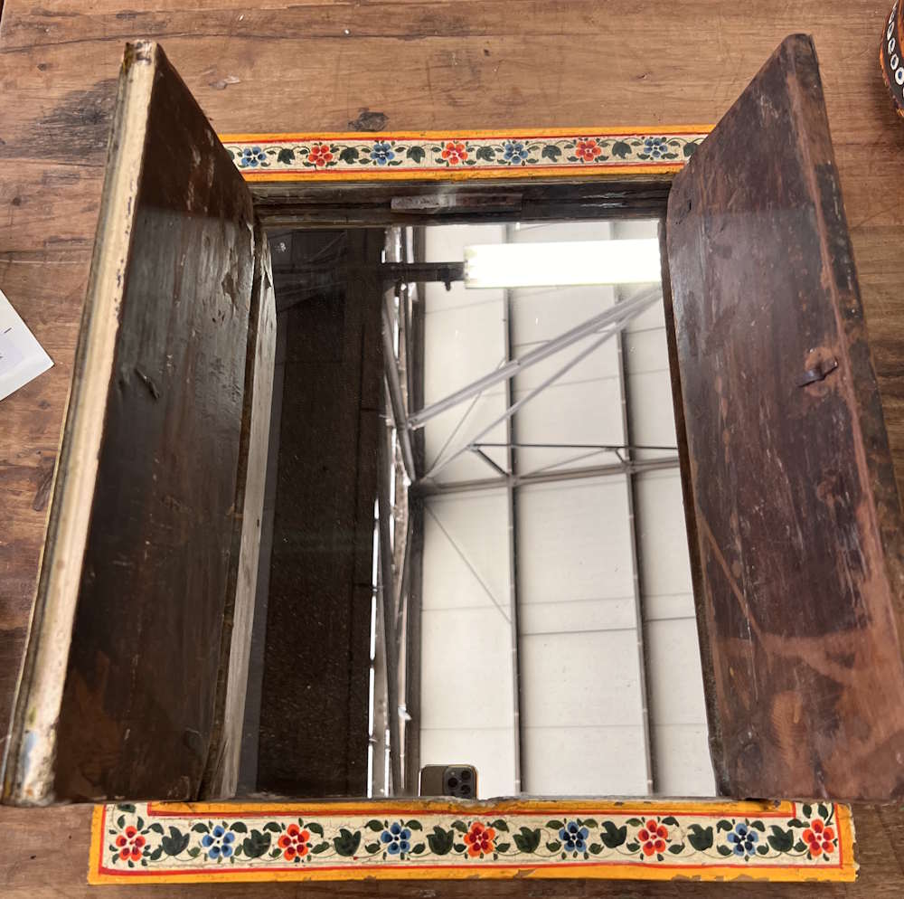 fen&ecirc;tre miroir d&eacute;cor Rajasthan 55X3X53