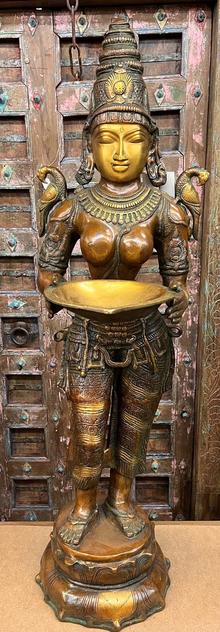 Lakshmi d'accueil 'aarthi' ht108cm
