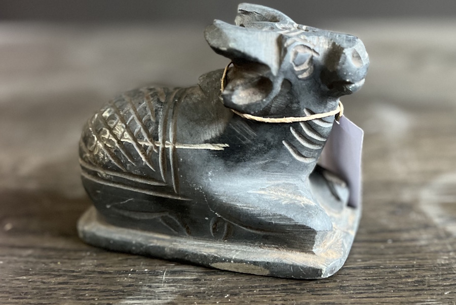 Nandi ancien marbre