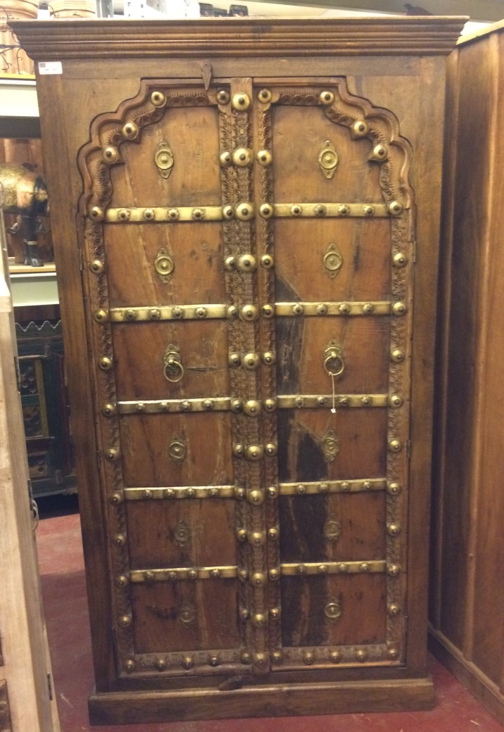 Armoire portes anciennes H182 xL101 xP43