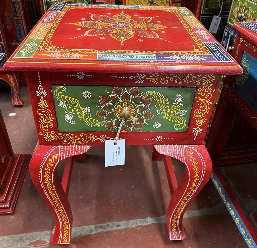 Table peinte H60x 40 / 40