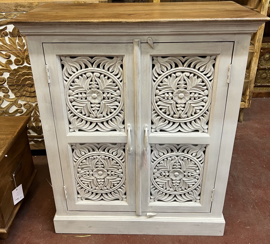 Armoire  H90x 110 x P40