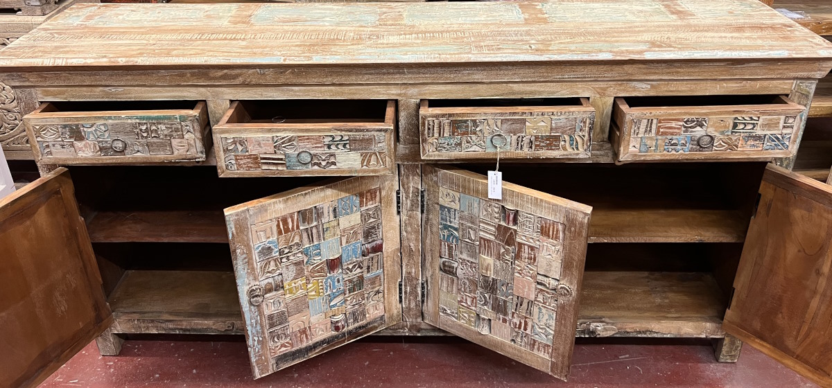 Buffet 4 portes 4 tir. H91x L180 xP40