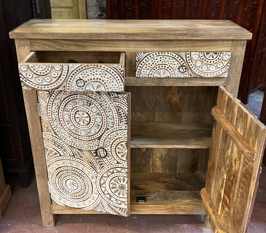 Petit buffet H100x L92x P31