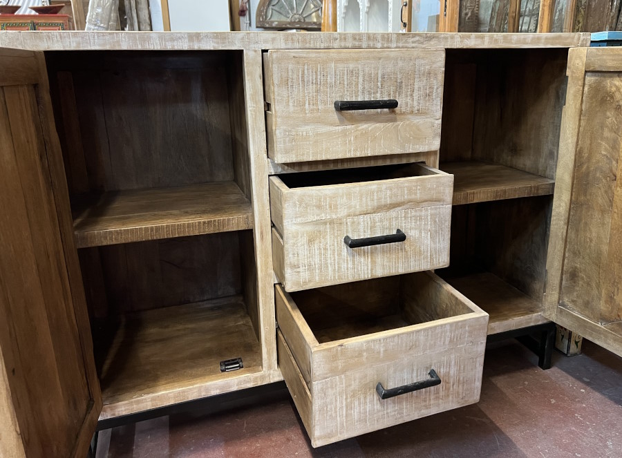 Buffet 2 portes 3 tiroirs H90x L120x P40