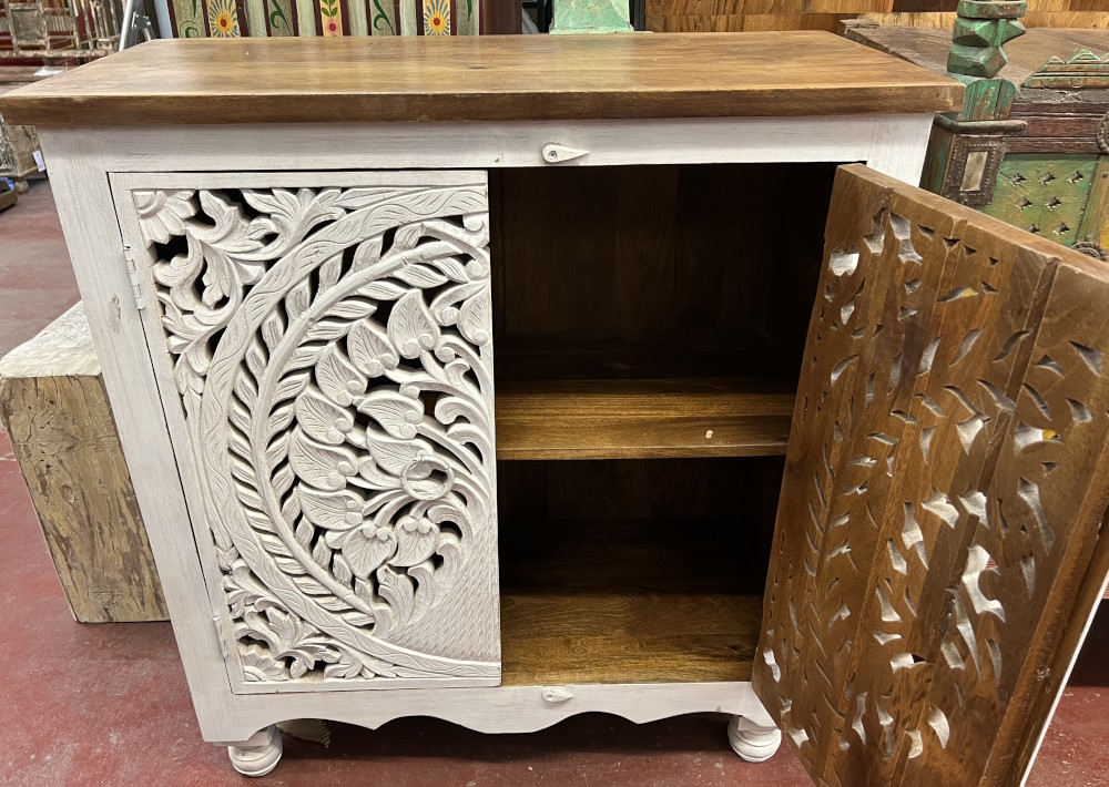 Buffet ajoure H100x L90x P43