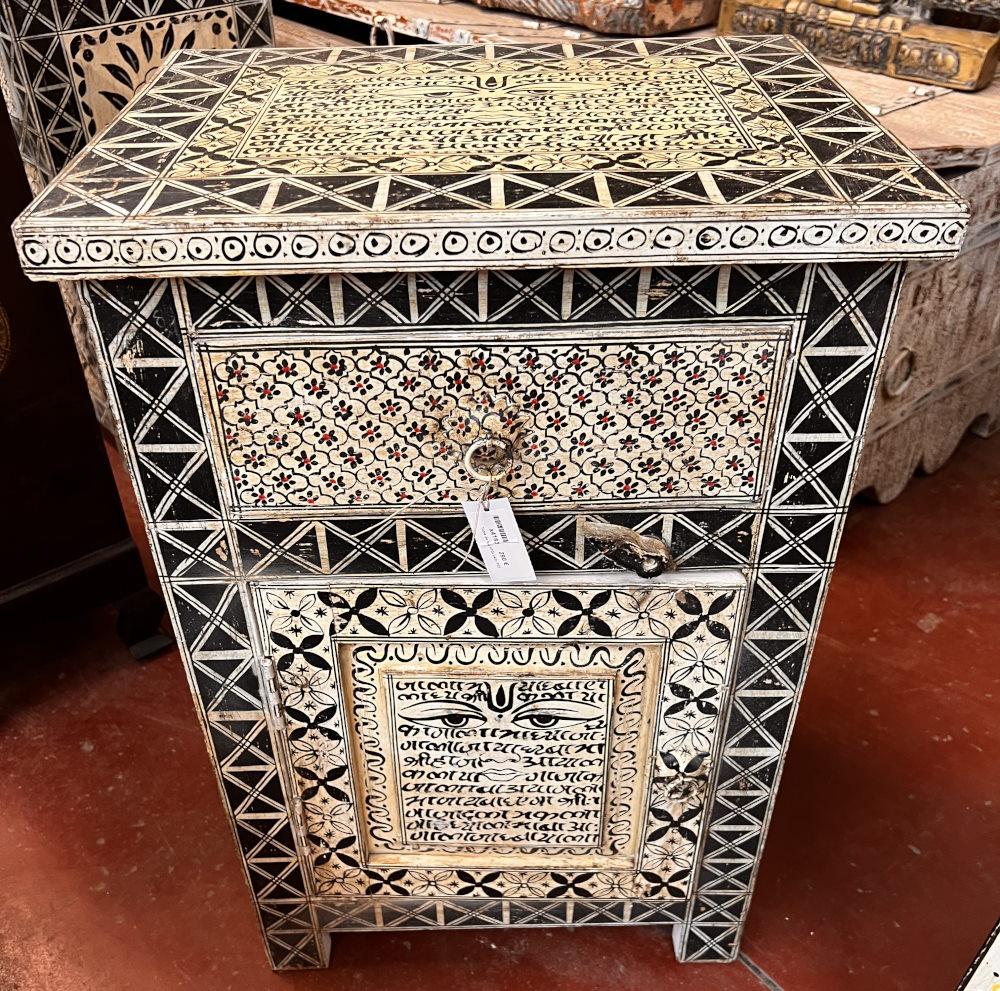 Table de nuit H70x L45x P35