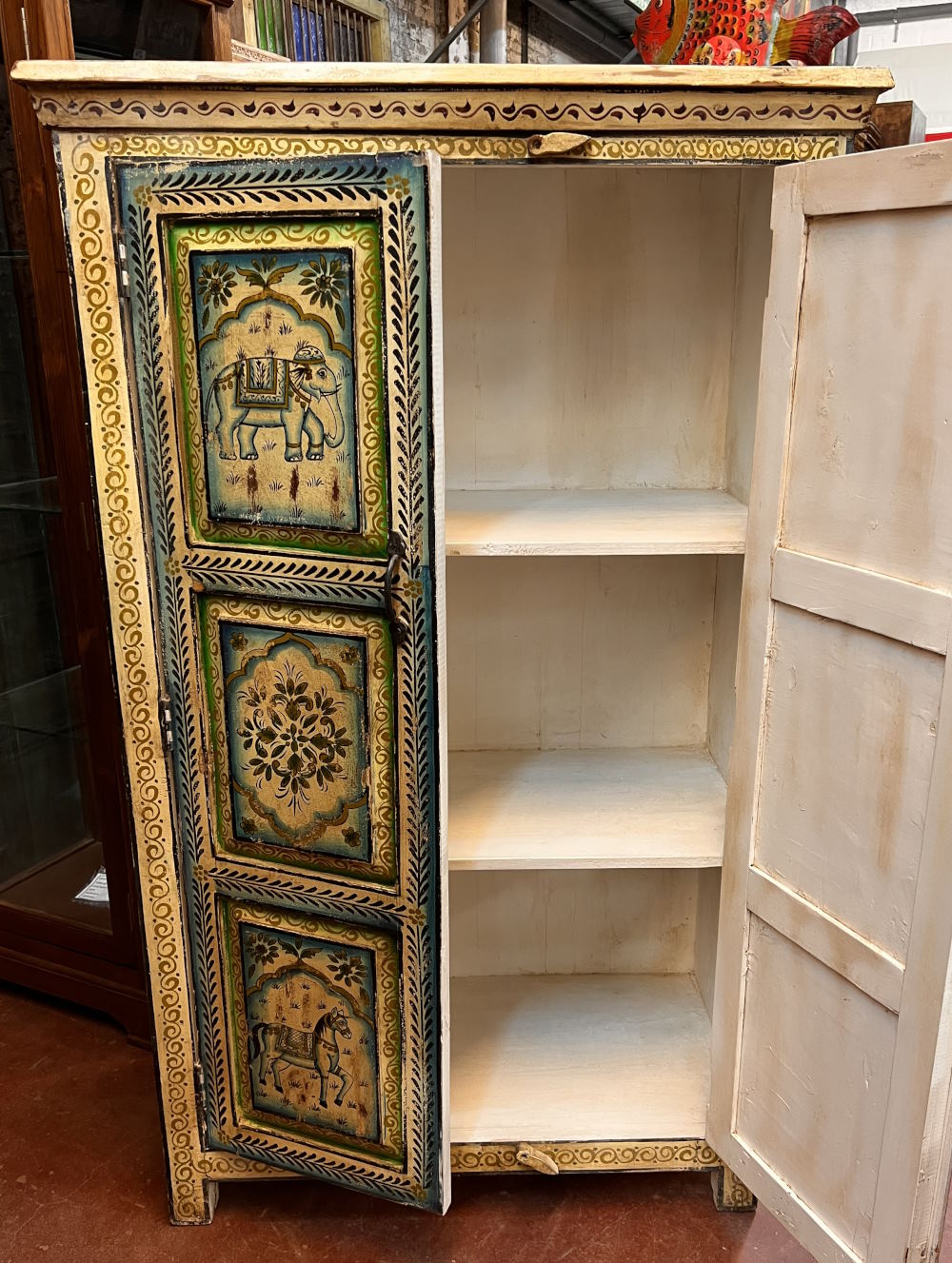 Meuble H150x L90x P46