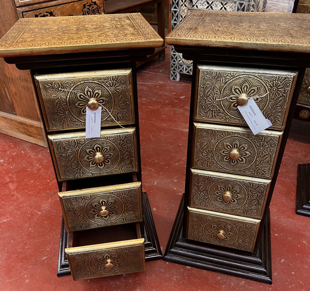 Petit meuble tiroirs H57x L27x P27