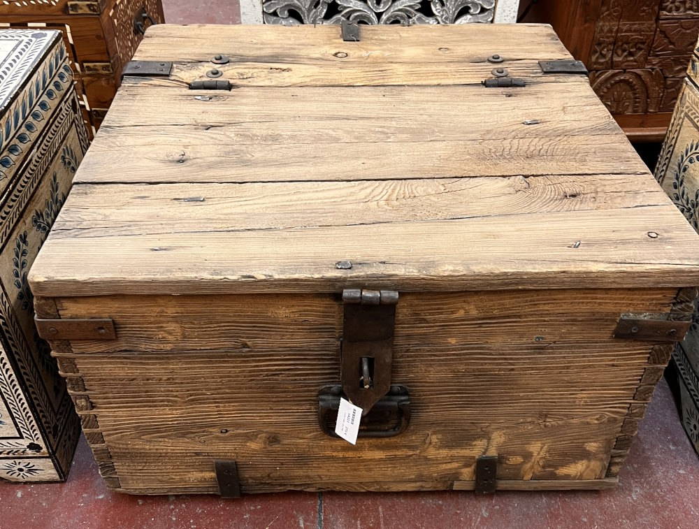 Coffre H39x L65x P65