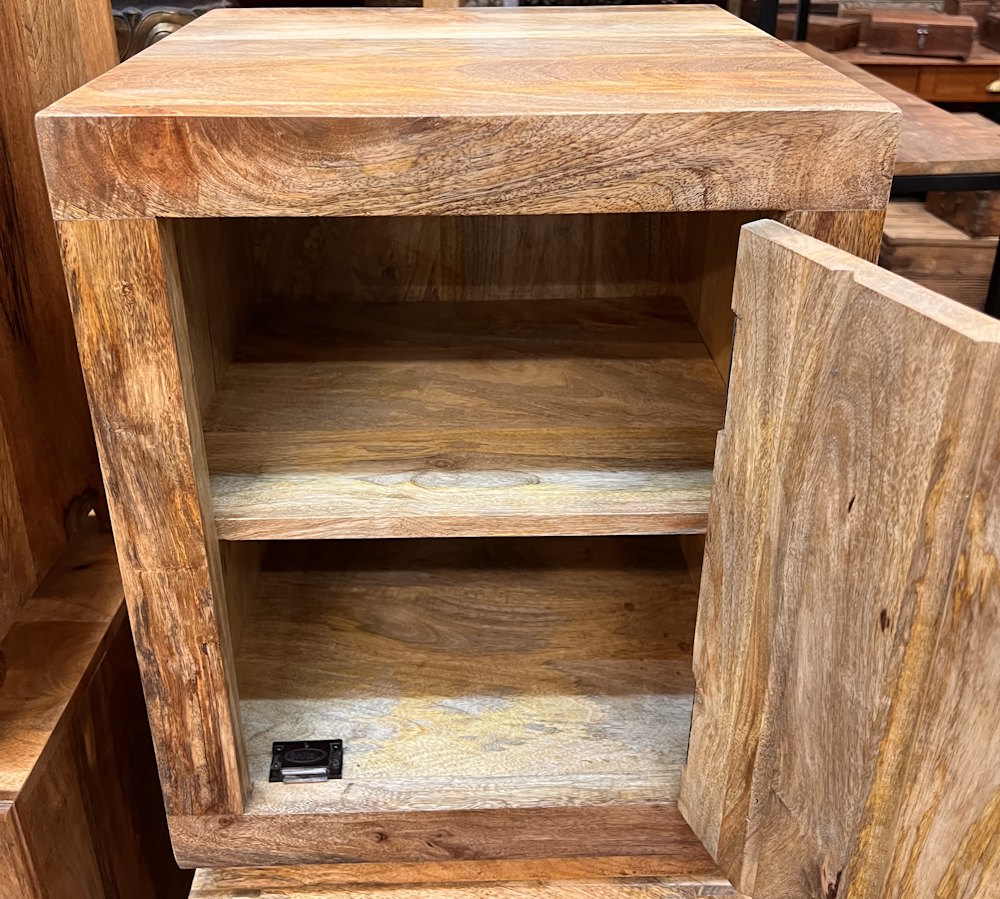 Table de nuit H60x L45x P38