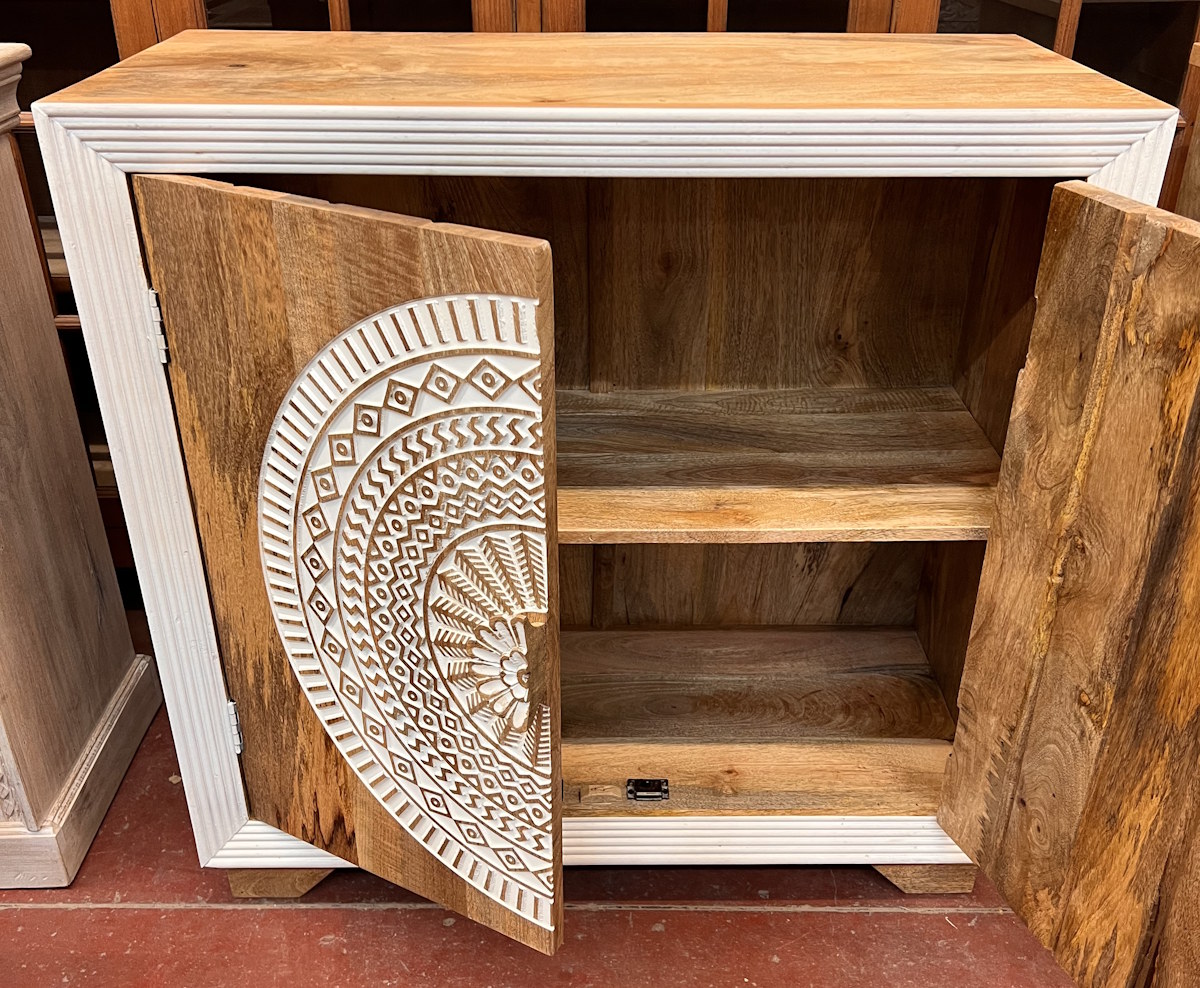 Petit buffet H92x L93x P43