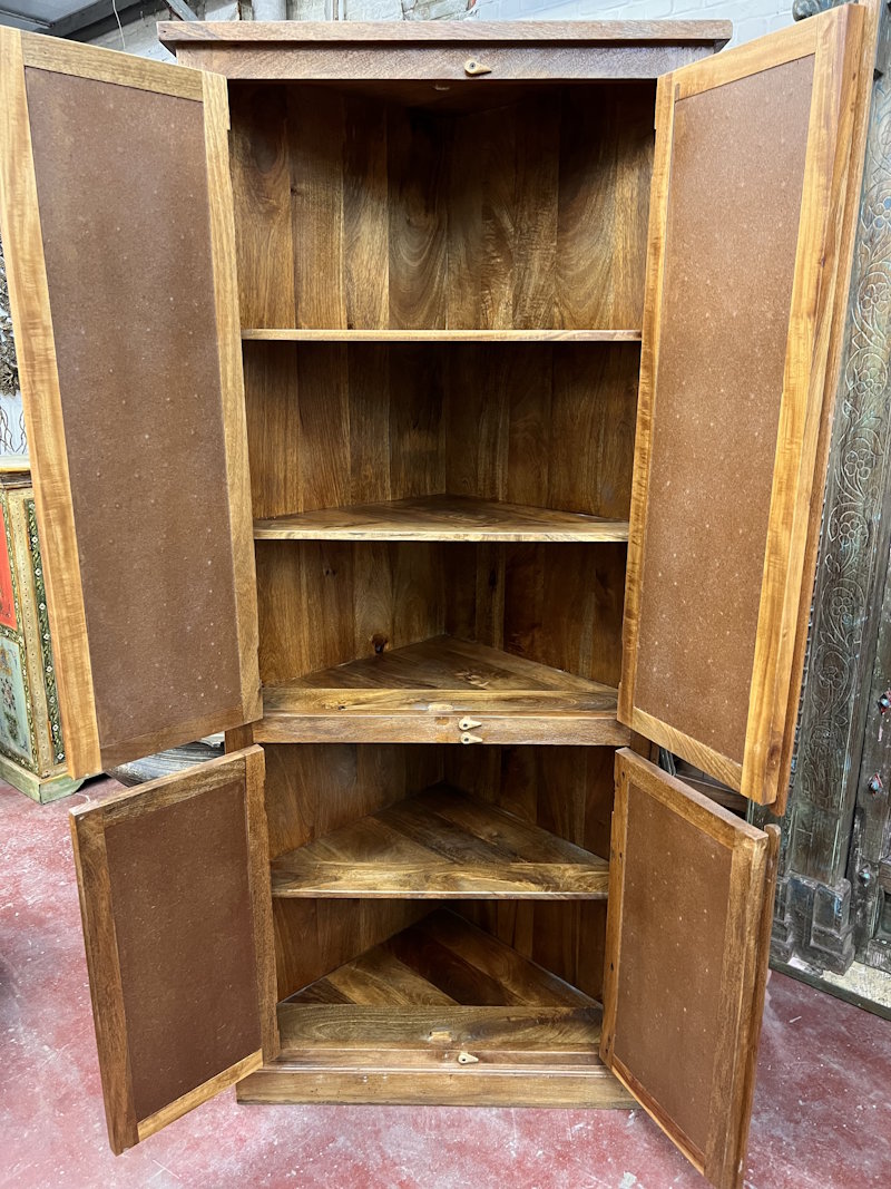 Armoire de coin H206x L89x P57