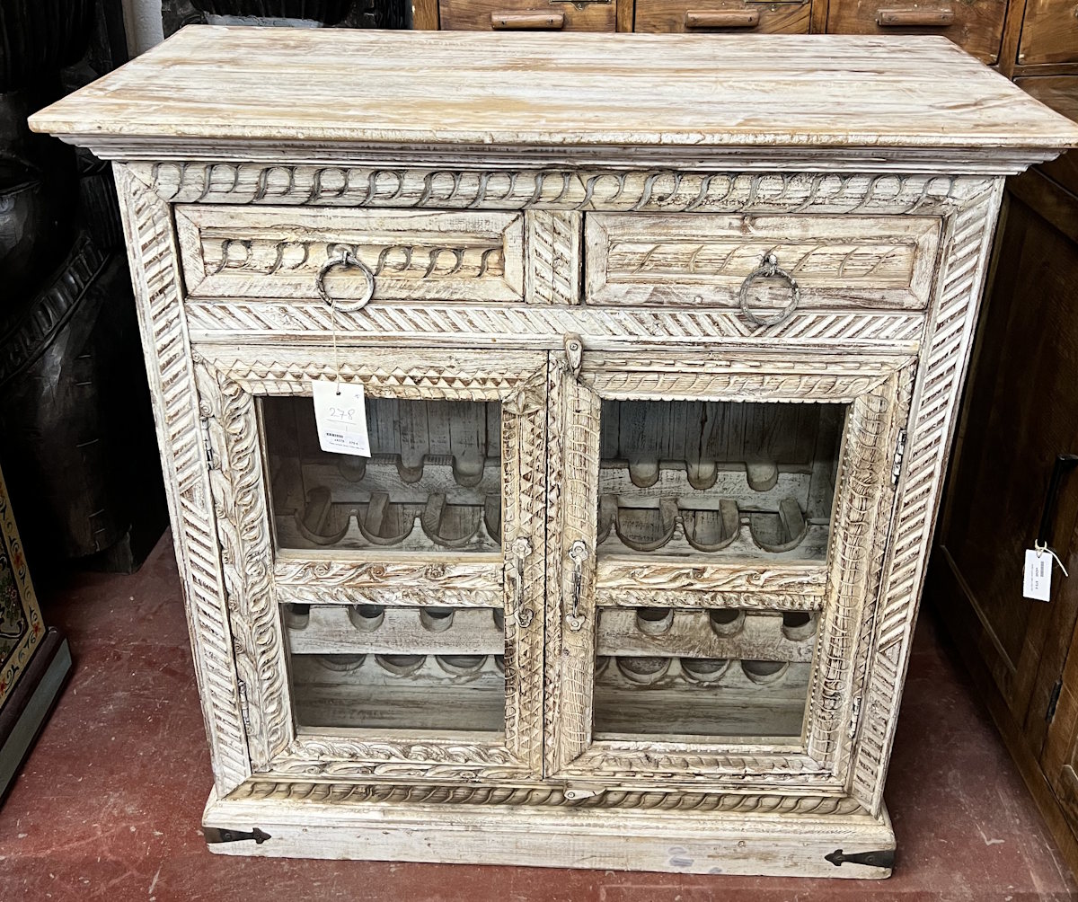 Petite armoire vitr&eacute;e H100x L96x P45 (rangement pour bouteilles )