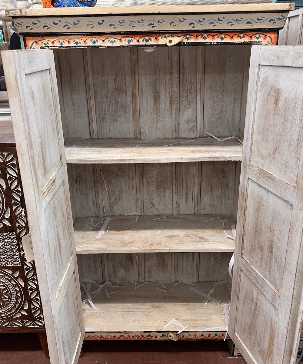 armoire en manguier peint motifs floaraux 90X40X150