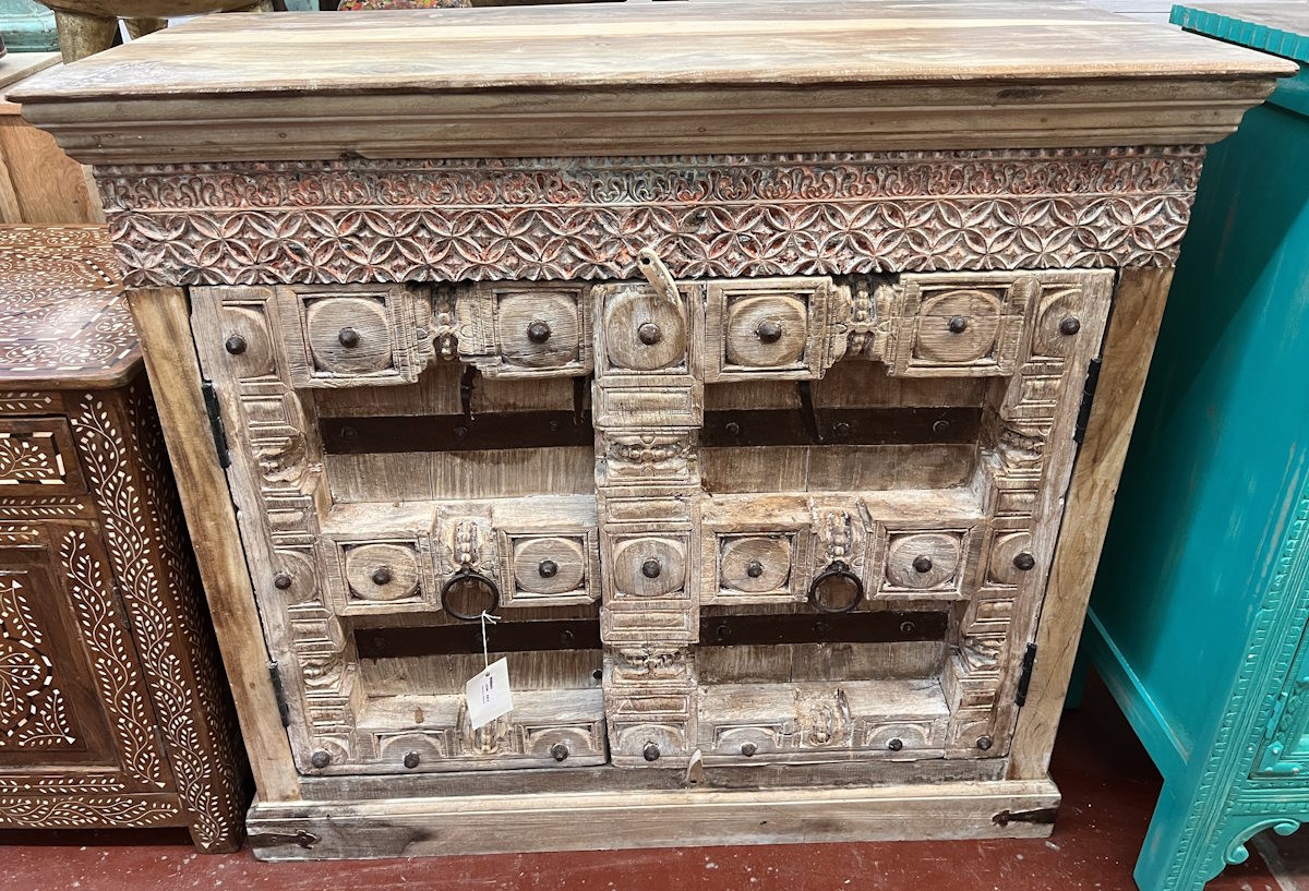 meuble patin&eacute; 115X54X105