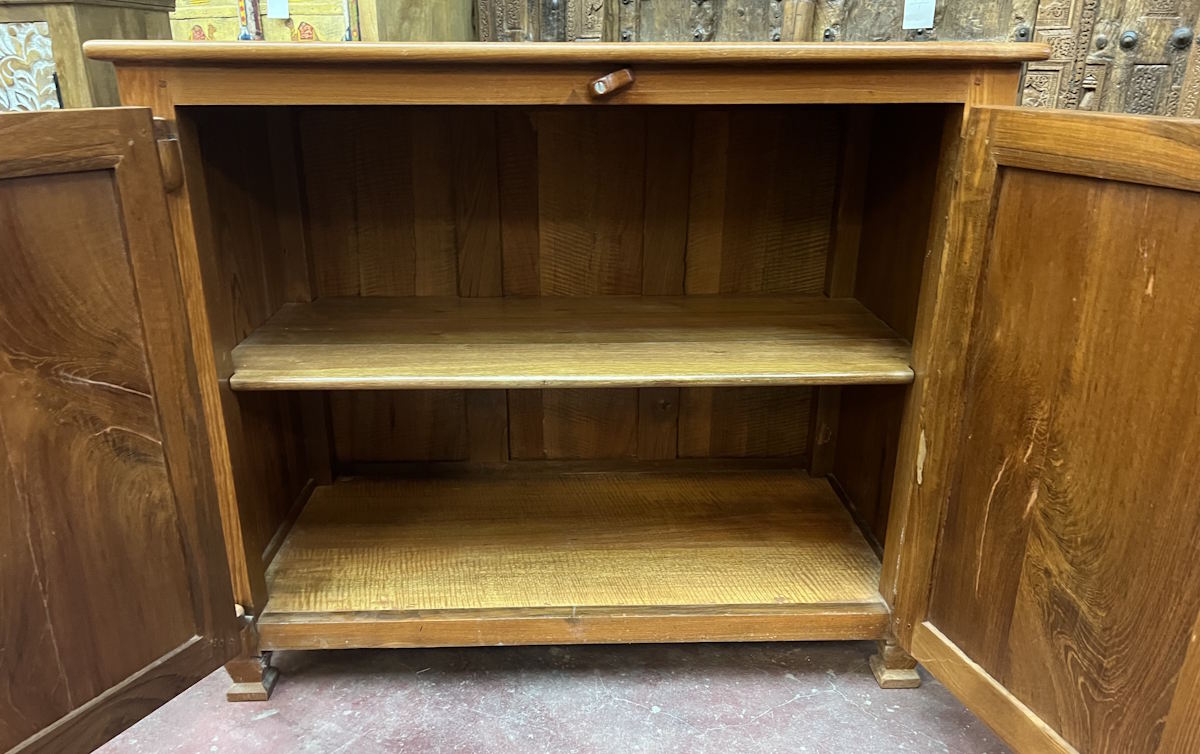 Commode teck charni&egrave;res en bois 76X45X92