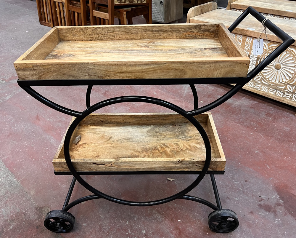 Table roulante H80x L79 xP35