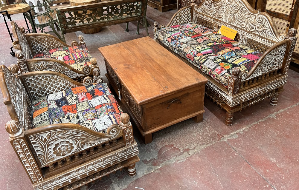 Set canap&eacute; et feuteuils  148X60X92 et 70X60X92